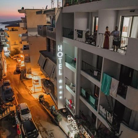 Armar Hotel Sarandë Exteriör bild