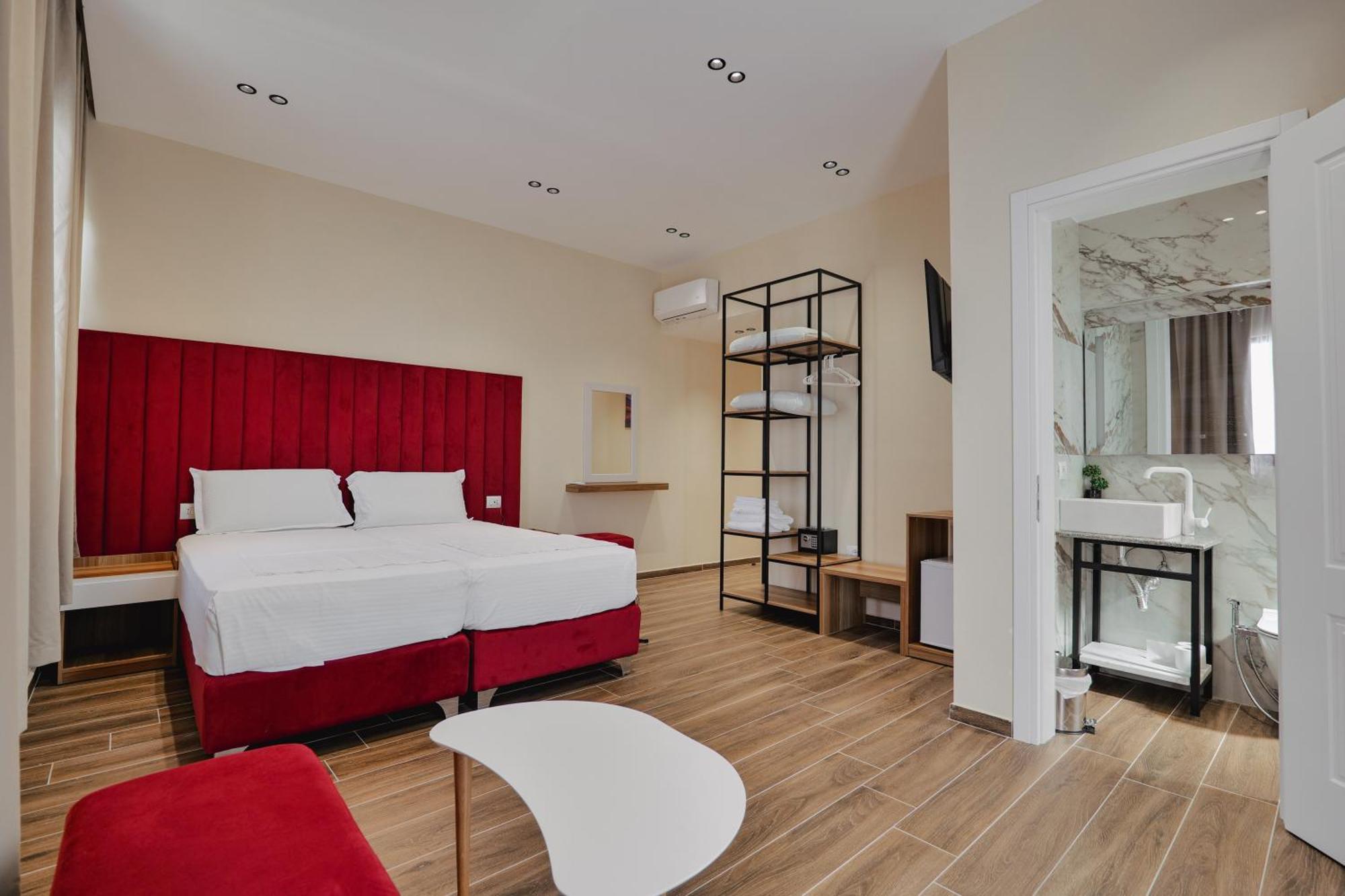 Armar Hotel Sarandë Exteriör bild